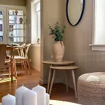 Stor Innbydende Med 4 Soverom Og Sentral Beliggenhet נוטודן