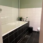 דירה Stor Innbydende Med 4 Soverom Og Sentral Beliggenhet