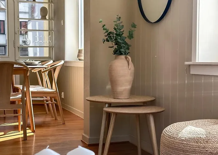 Stor Innbydende Med 4 Soverom Og Sentral Beliggenhet Notodden